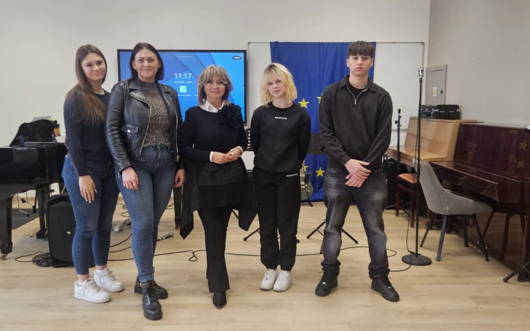 Mladi ambasadori SŠK na susretu sa zastupnicom Sunčanom Glavak